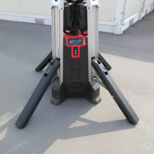 Milwaukee MXFTL portable battery tower light 9